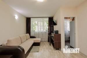 2-к квартира, вторичка, 45м2, 1/5 этаж