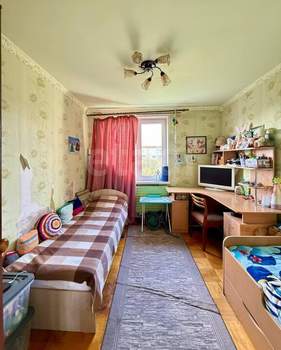 2-к квартира, вторичка, 42м2, 9/9 этаж