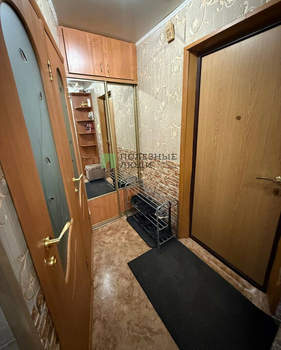 2-к квартира, вторичка, 43м2, 1/9 этаж