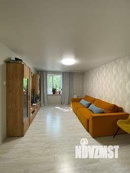 3-к квартира, вторичка, 56м2, 1/9 этаж