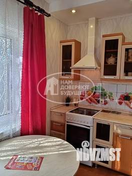Студия квартира, вторичка, 33м2, 1/3 этаж