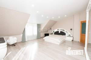 4-к квартира, вторичка, 133м2, 10/10 этаж