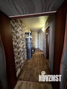3-к квартира, вторичка, 58м2, 1/9 этаж
