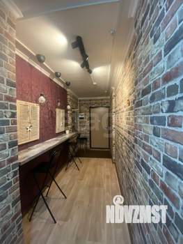 2-к квартира, вторичка, 56м2, 1/18 этаж