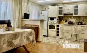 3-к квартира, вторичка, 83м2, 1/10 этаж