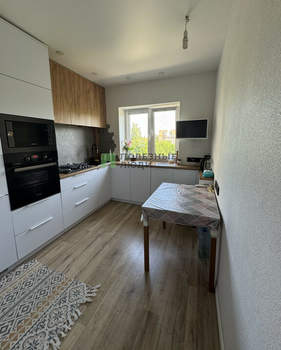 2-к квартира, вторичка, 49м2, 3/5 этаж