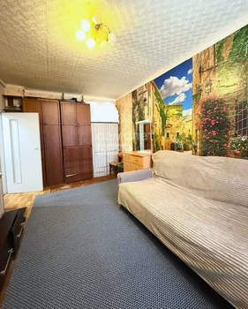 3-к квартира, вторичка, 81м2, 2/4 этаж