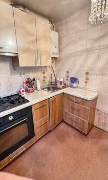 2-к квартира, вторичка, 45м2, 1/5 этаж