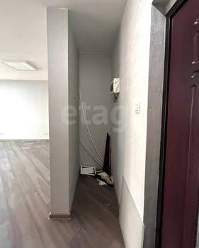 Студия квартира, вторичка, 33м2, 1/10 этаж