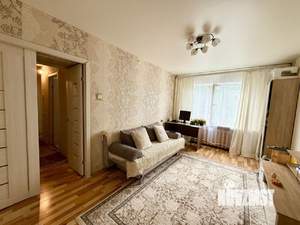 2-к квартира, вторичка, 43м2, 1/9 этаж