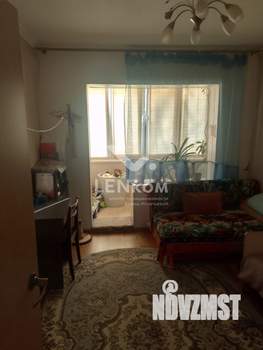 3-к квартира, вторичка, 54м2, 1/9 этаж