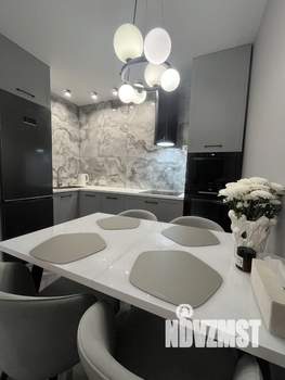 2-к квартира, вторичка, 58м2, 10/17 этаж