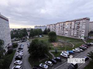 3-к квартира, вторичка, 52м2, 6/9 этаж