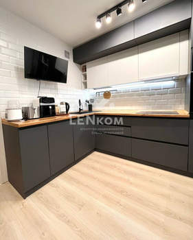 2-к квартира, вторичка, 50м2, 1/16 этаж