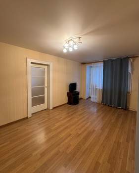 2-к квартира, вторичка, 53м2, 4/5 этаж