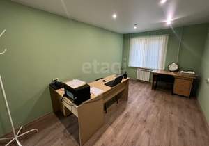 4-к квартира, вторичка, 80м2, 1/9 этаж