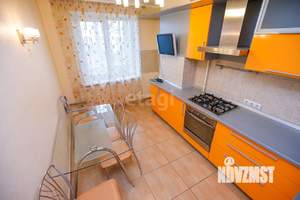 4-к квартира, вторичка, 103м2, 8/10 этаж