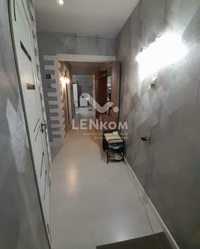 3-к квартира, вторичка, 54м2, 8/9 этаж