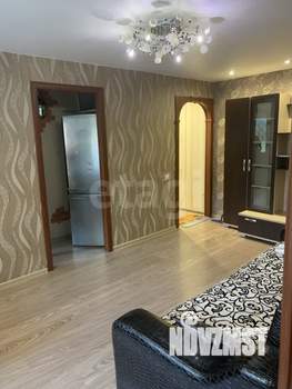 2-к квартира, вторичка, 42м2, 1/5 этаж
