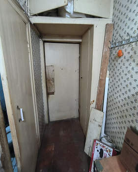 2-к квартира, вторичка, 44м2, 1/4 этаж