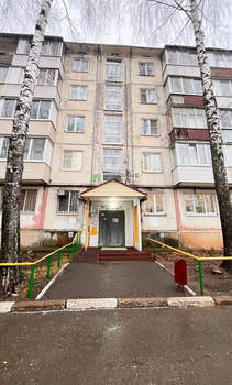 2-к квартира, вторичка, 44м2, 5/5 этаж