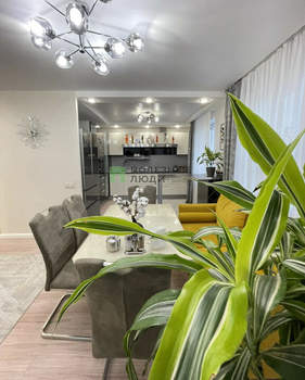 3-к квартира, вторичка, 95м2, 10/10 этаж