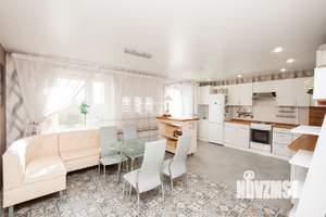 4-к квартира, вторичка, 133м2, 10/10 этаж