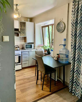 2-к квартира, вторичка, 43м2, 3/5 этаж