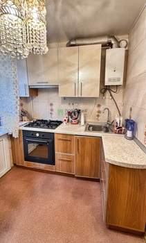 2-к квартира, вторичка, 45м2, 1/5 этаж