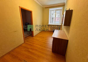 3-к квартира, вторичка, 61м2, 1/2 этаж