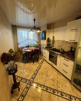 3-к квартира, вторичка, 103м2, 8/10 этаж