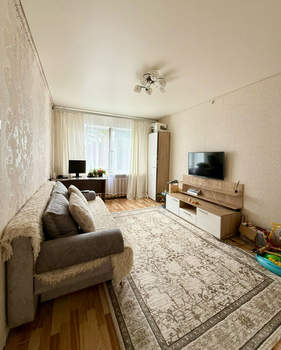 2-к квартира, вторичка, 43м2, 1/9 этаж