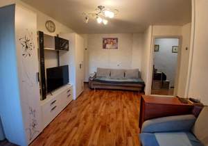 2-к квартира, вторичка, 45м2, 1/5 этаж