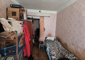 2-к квартира, вторичка, 44м2, 1/4 этаж