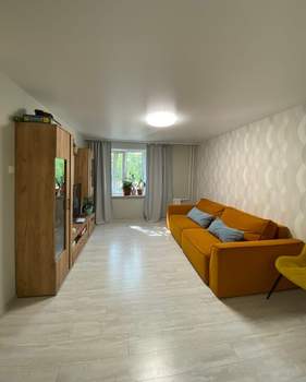 3-к квартира, вторичка, 56м2, 1/9 этаж