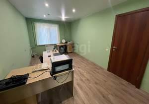 4-к квартира, вторичка, 80м2, 1/9 этаж