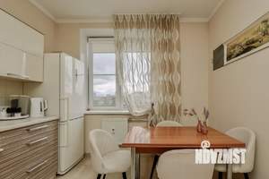 4-к квартира, вторичка, 107м2, 11/12 этаж