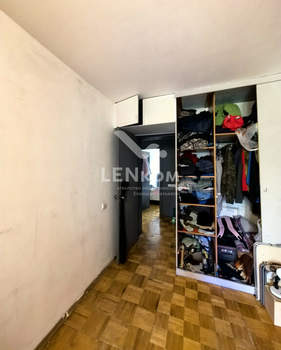 3-к квартира, вторичка, 59м2, 1/5 этаж
