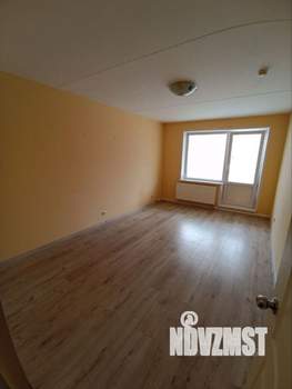 2-к квартира, вторичка, 60м2, 1/17 этаж