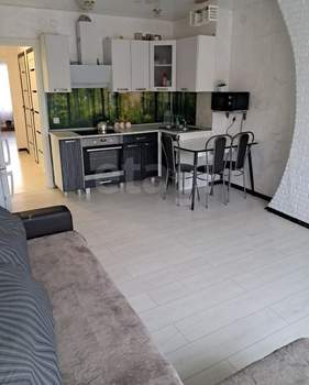 2-к квартира, вторичка, 64м2, 2/18 этаж