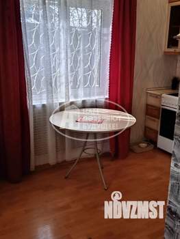 Студия квартира, вторичка, 33м2, 1/3 этаж