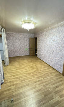 2-к квартира, вторичка, 45м2, 1/5 этаж