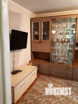 2-к квартира, вторичка, 42м2, 1/6 этаж