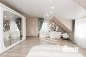 4-к квартира, вторичка, 133м2, 10/10 этаж