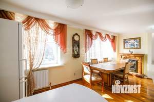 4-к квартира, вторичка, 130м2, 6/9 этаж