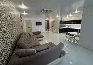 2-к квартира, вторичка, 76м2, 11/17 этаж