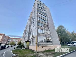 3-к квартира, вторичка, 65м2, 1/10 этаж