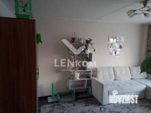 3-к квартира, вторичка, 54м2, 1/9 этаж