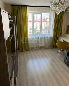 4-к квартира, вторичка, 73м2, 6/17 этаж