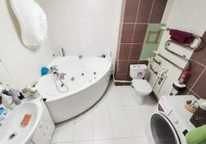 2-к квартира, вторичка, 51м2, 1/10 этаж